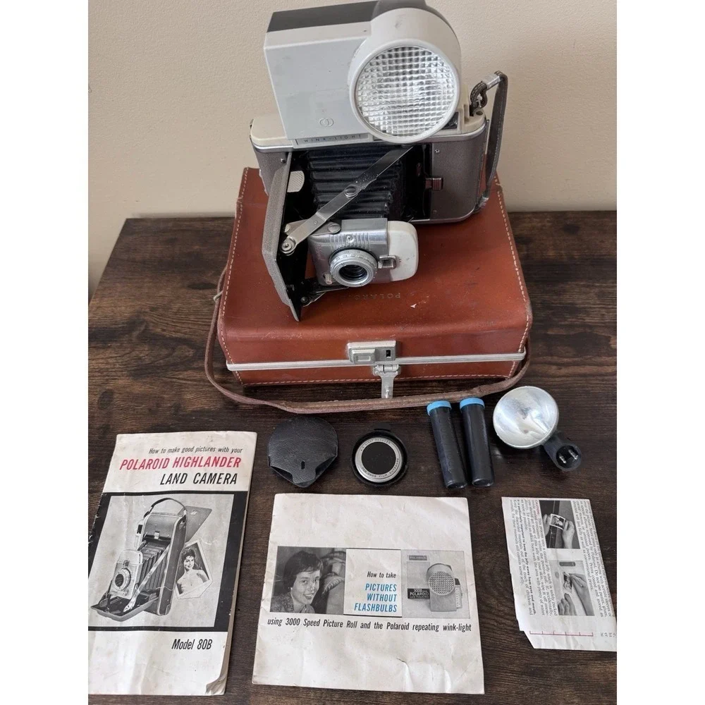 Vintage Polaroid Highlander Land Camera Model 80B With Case Manual & Accessories